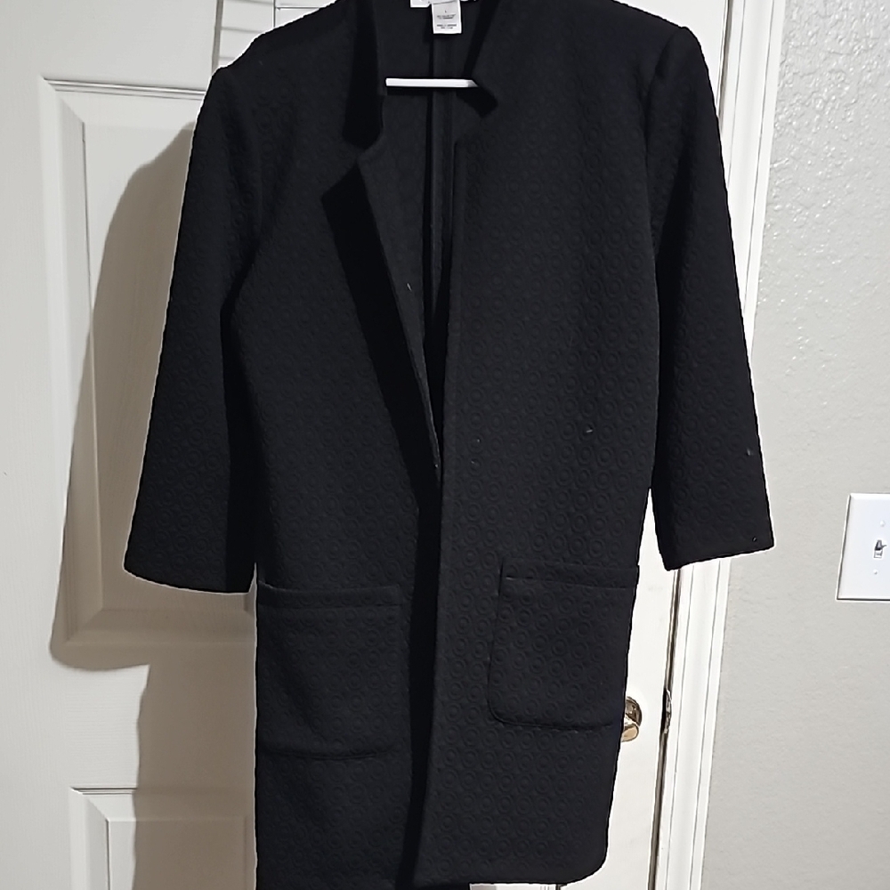 Black Blazer with Long Sleeves and Open Front